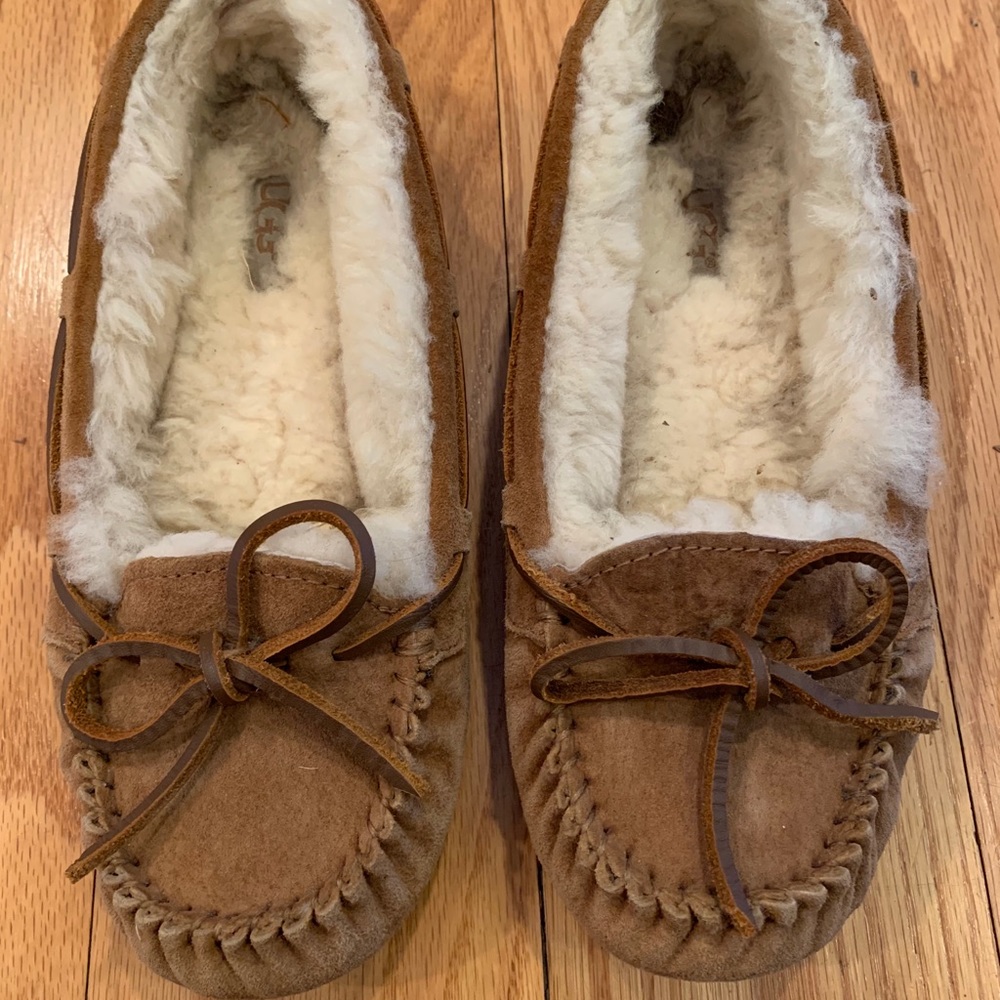 UGG moccasins size 5